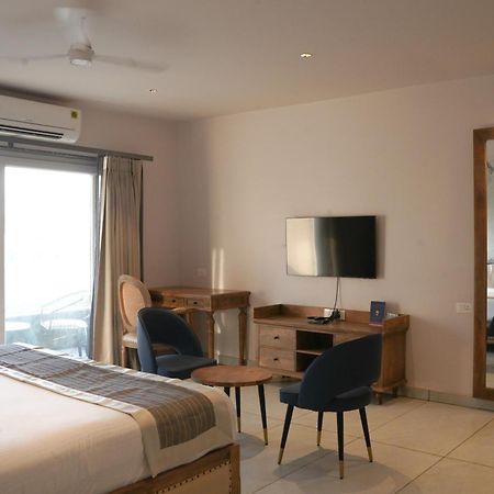 Ariena By Spree Hotels Goa Morjim Extérieur photo