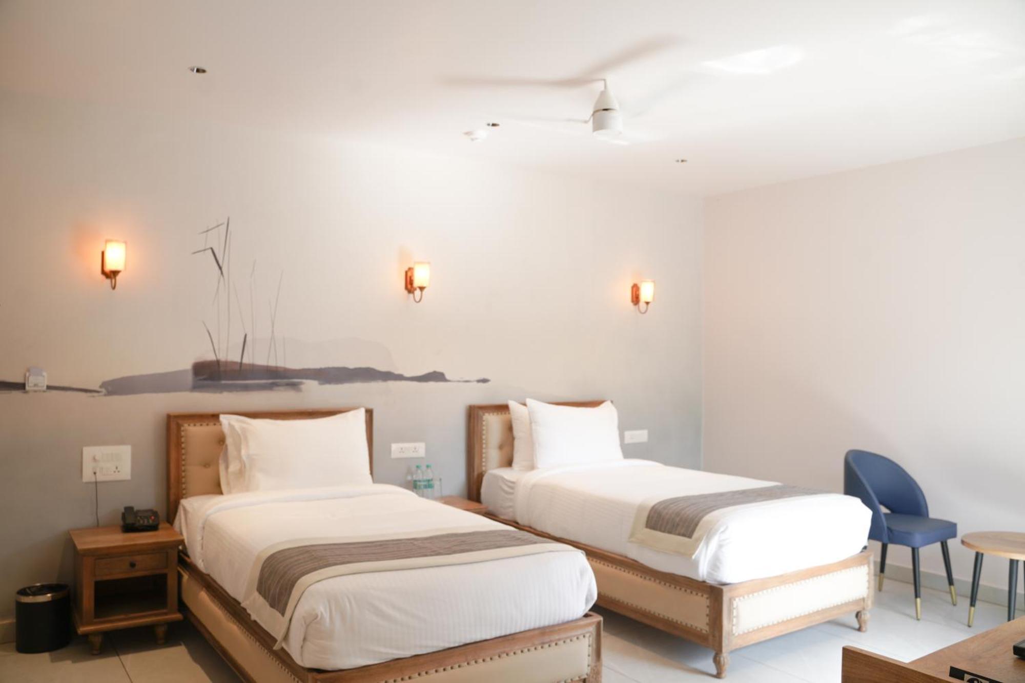 Ariena By Spree Hotels Goa Morjim Extérieur photo